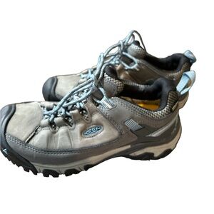 Keen water resistant women's size 7, blue and gray